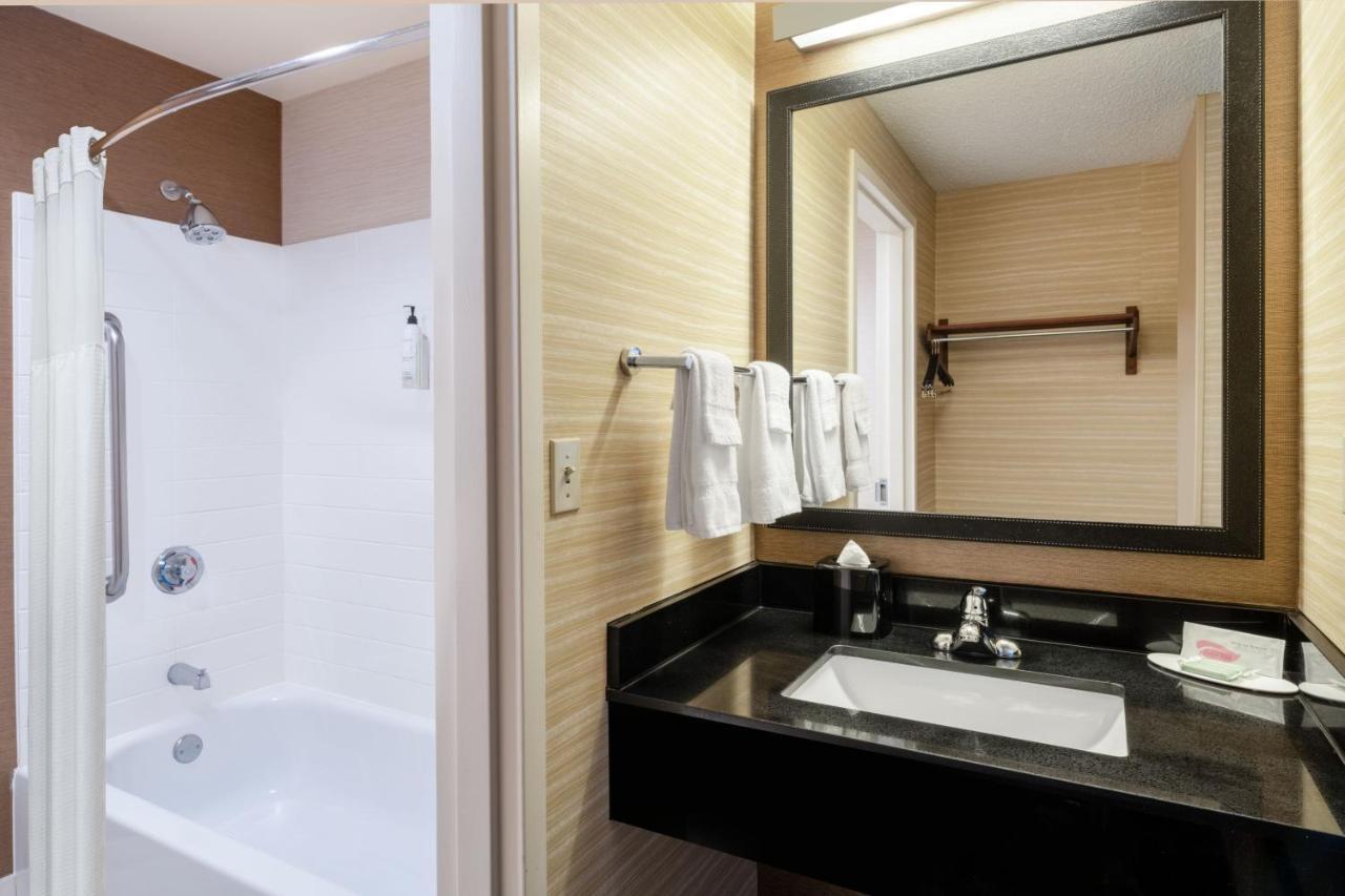 Fairfield & By Marriott Denver Aurora/medical Center 3*